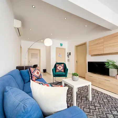 Appartamento Sapphire Court Penthouse By Shortletsmalta Sliema
