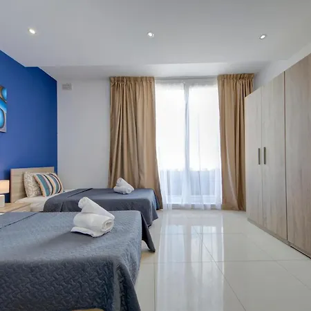 Sapphire Court Penthouse By Shortletsmalta Appartamento Sliema